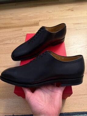 Salvatore Ferragamo Black Leather Oxford Dress Shoes
